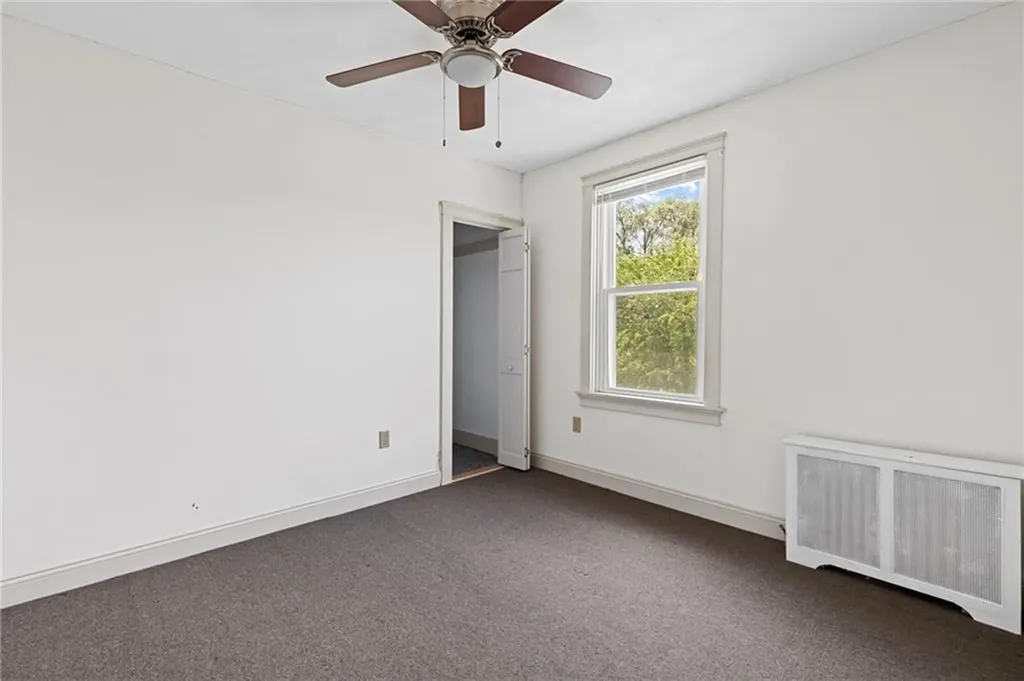 205 Pawtuxet Avenue Warwick RI 02888