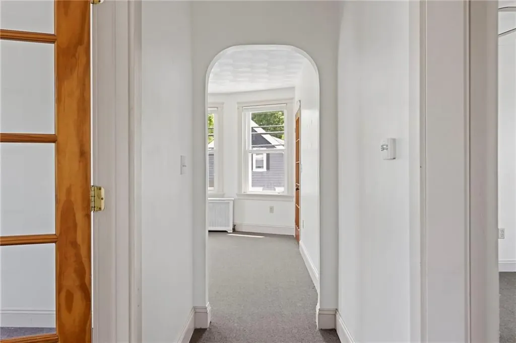 205 Pawtuxet Avenue Warwick RI 02888