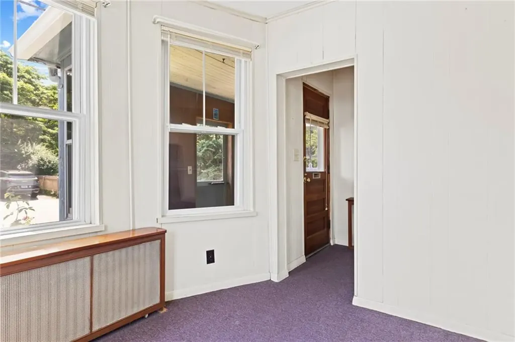205 Pawtuxet Avenue Warwick RI 02888