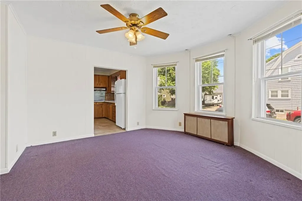 205 Pawtuxet Avenue Warwick RI 02888
