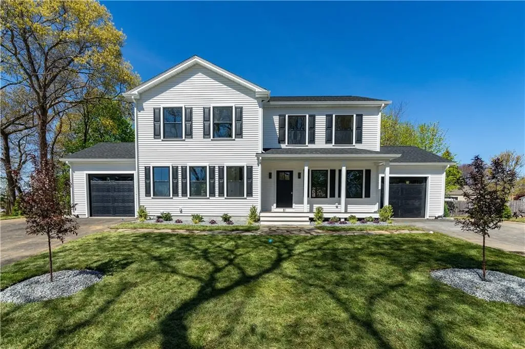 81 83 Cadora Avenue Warwick RI 02818