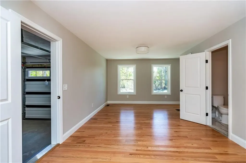 81 83 Cadora Avenue Warwick RI 02818