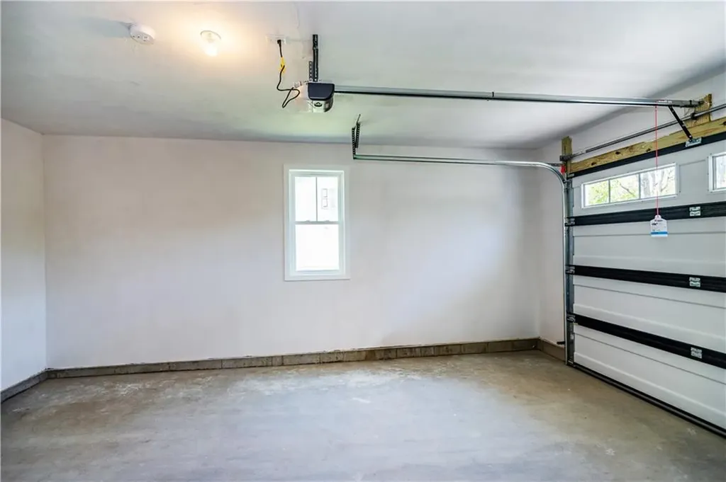 81 83 Cadora Avenue Warwick RI 02818