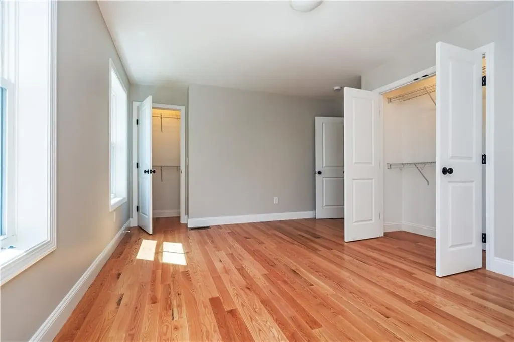 81 83 Cadora Avenue Warwick RI 02818