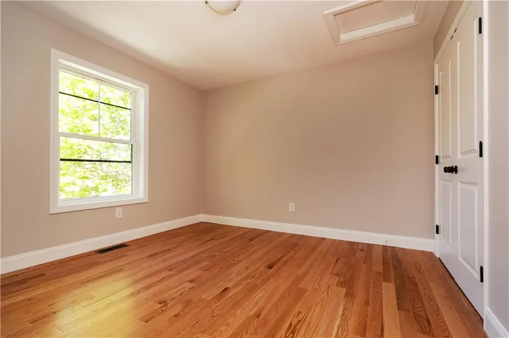 81 83 Cadora Avenue Warwick RI 02818