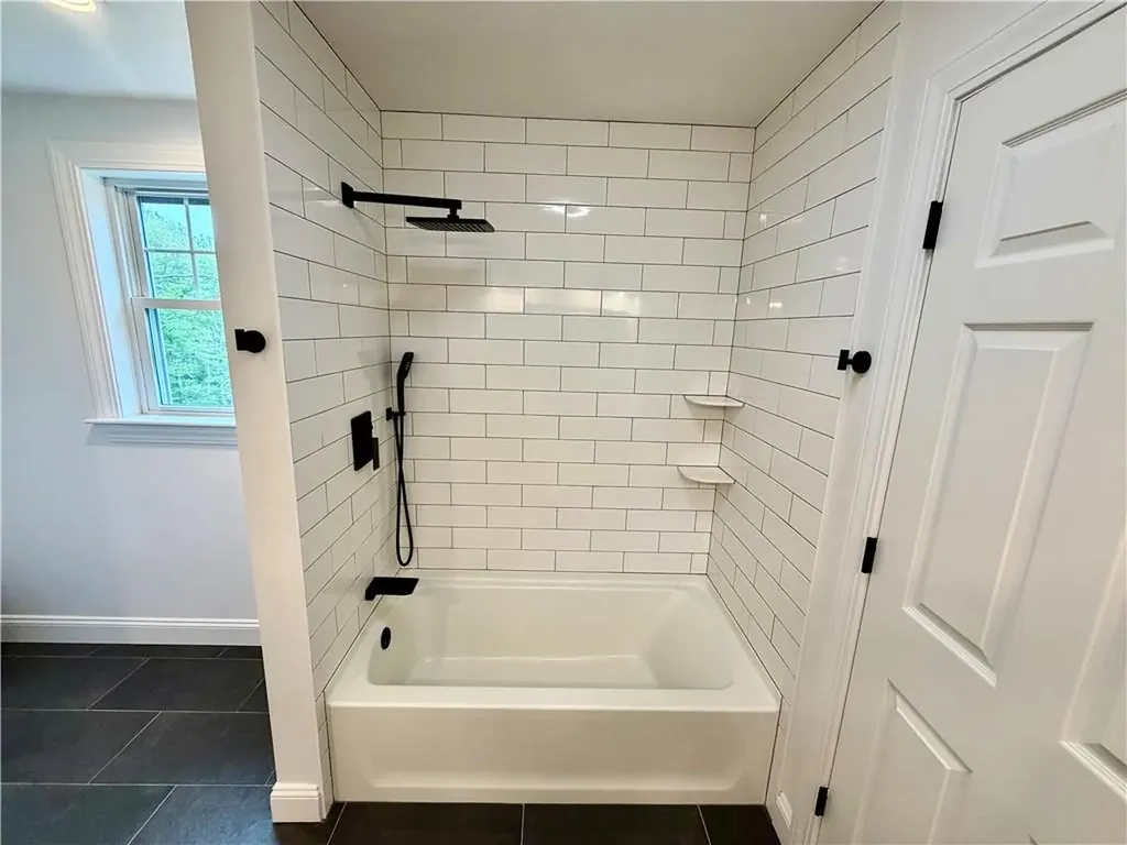 608 Wordens Pond Road South Kingstown RI 02879