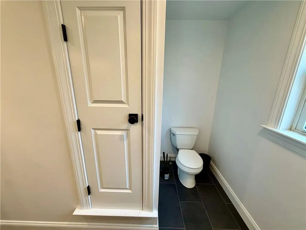 608 Wordens Pond Road South Kingstown RI 02879