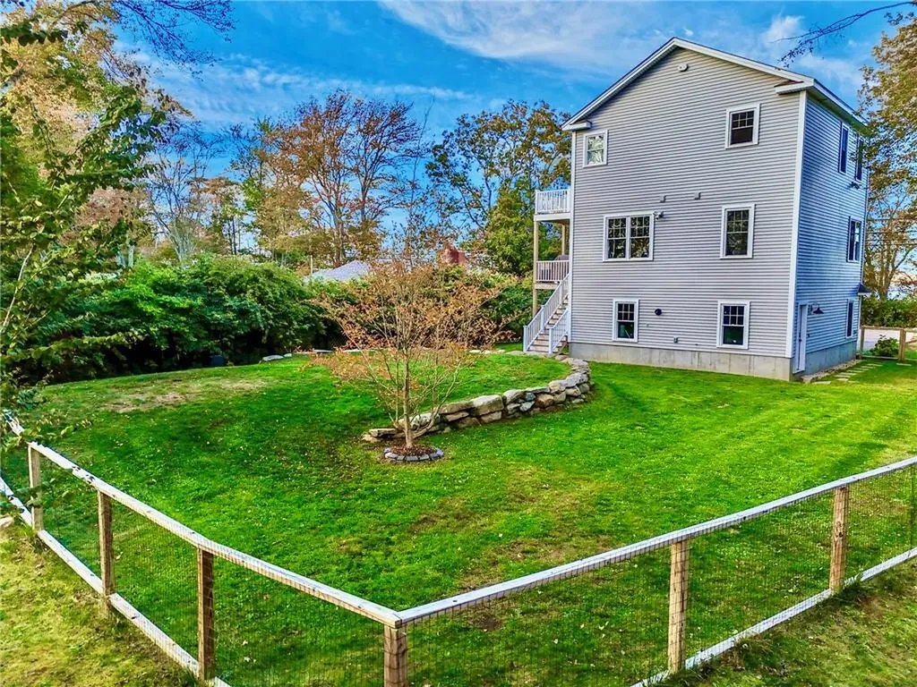 608 Wordens Pond Road South Kingstown RI 02879
