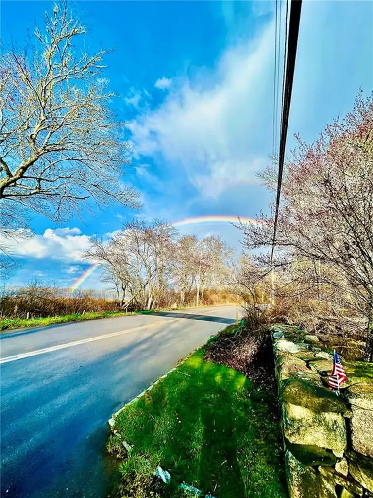 608 Wordens Pond Road South Kingstown RI 02879