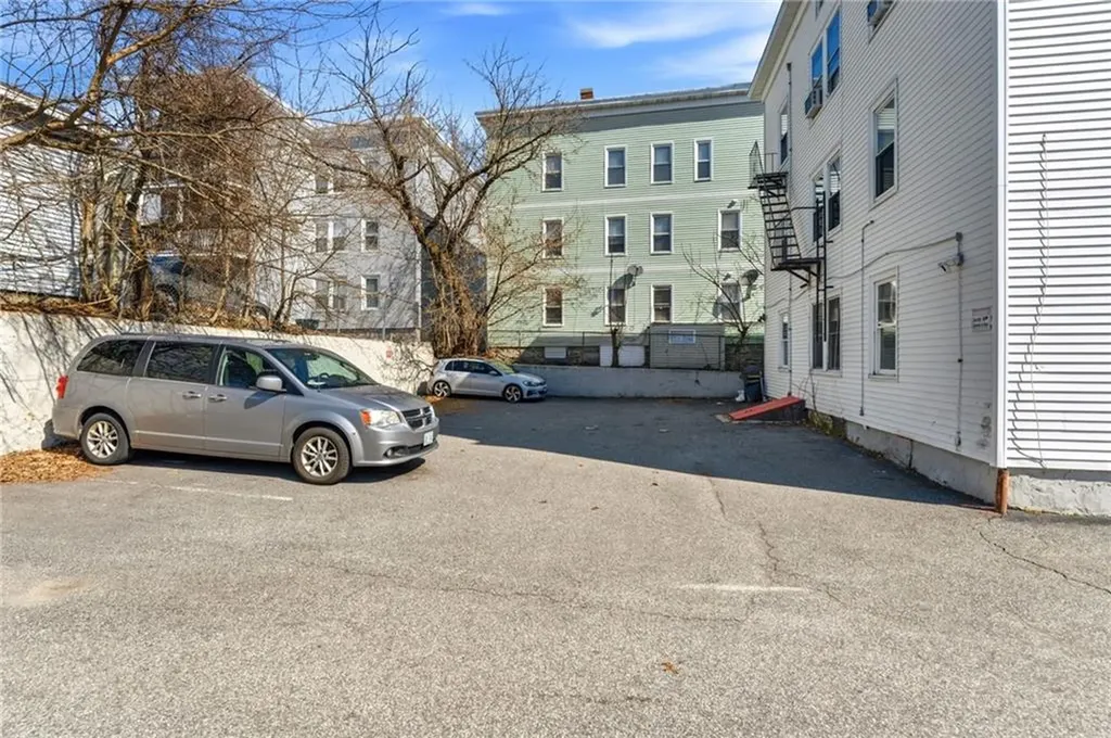 736 Social Street Woonsocket RI 02895