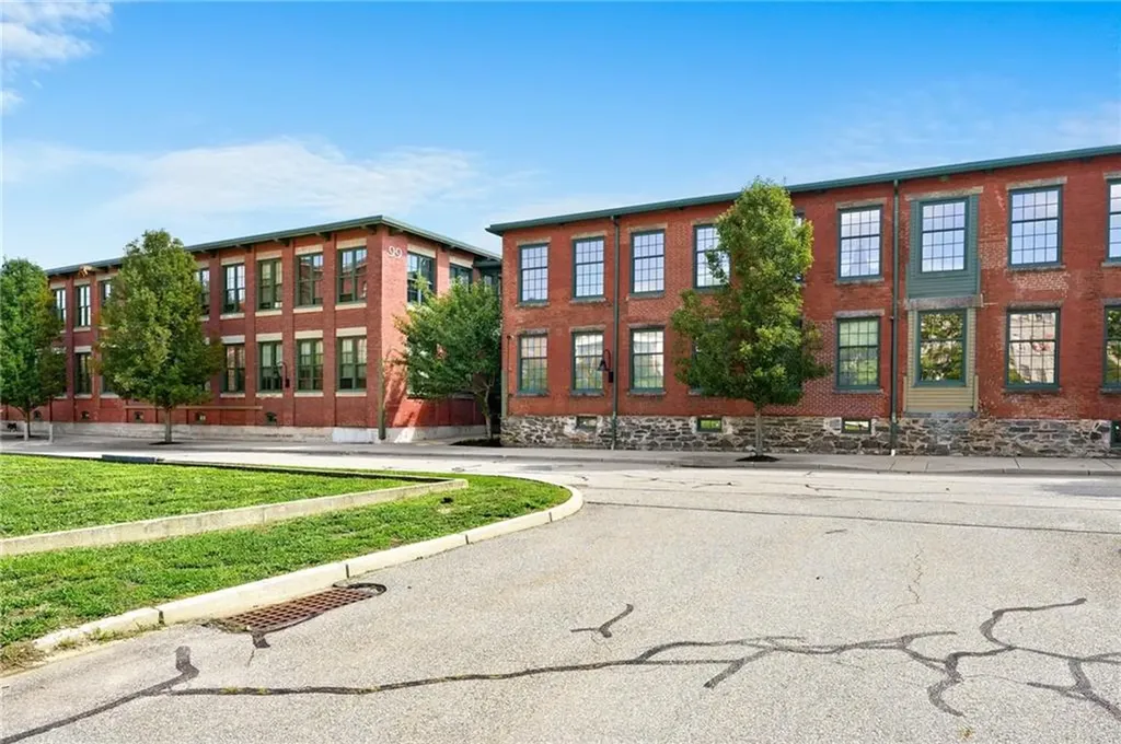 180 Allen Street Woonsocket RI 02895