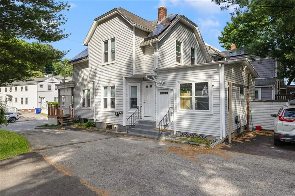 243 Killingly Street Providence RI 02909