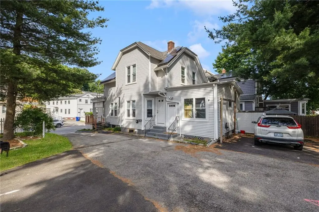 243 Killingly Street Providence RI 02909