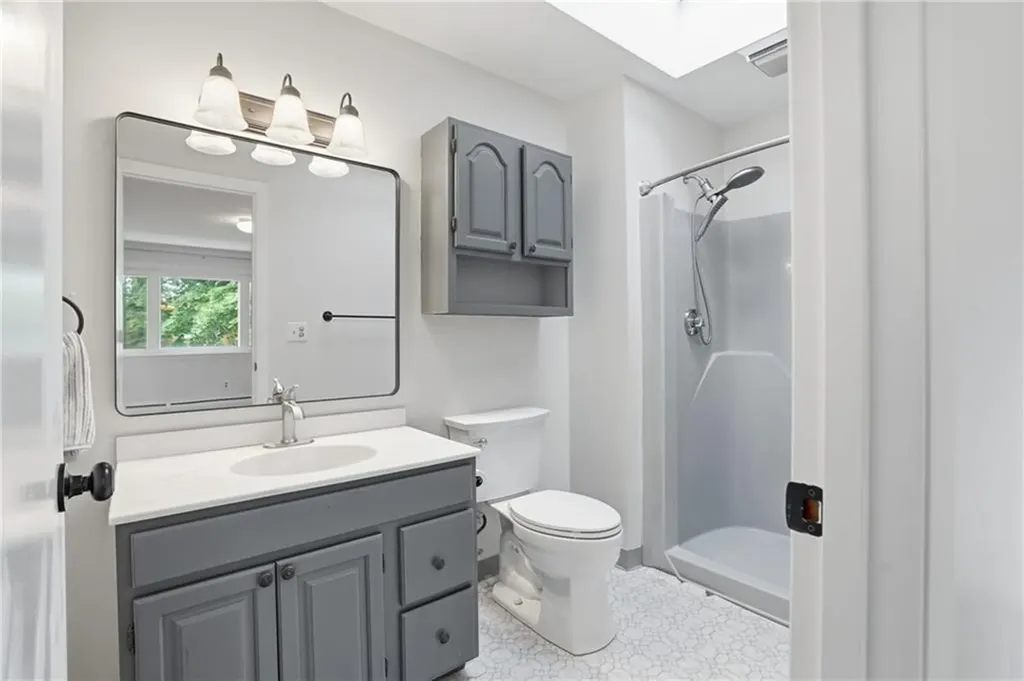 14 Dorothy Avenue Portsmouth RI 02871