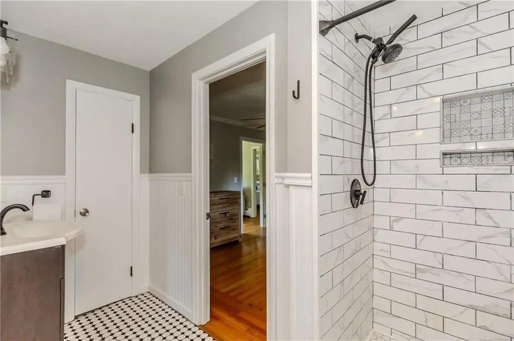 18 Hattie Avenue Smithfield RI 02828