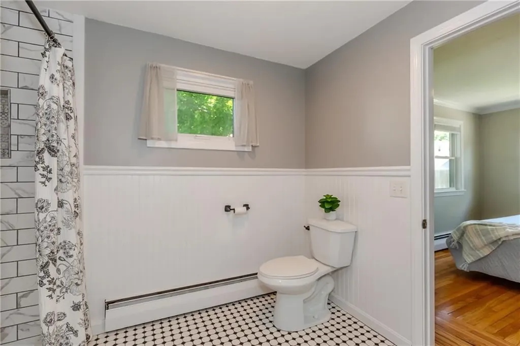 18 Hattie Avenue Smithfield RI 02828