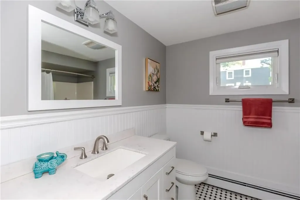 18 Hattie Avenue Smithfield RI 02828