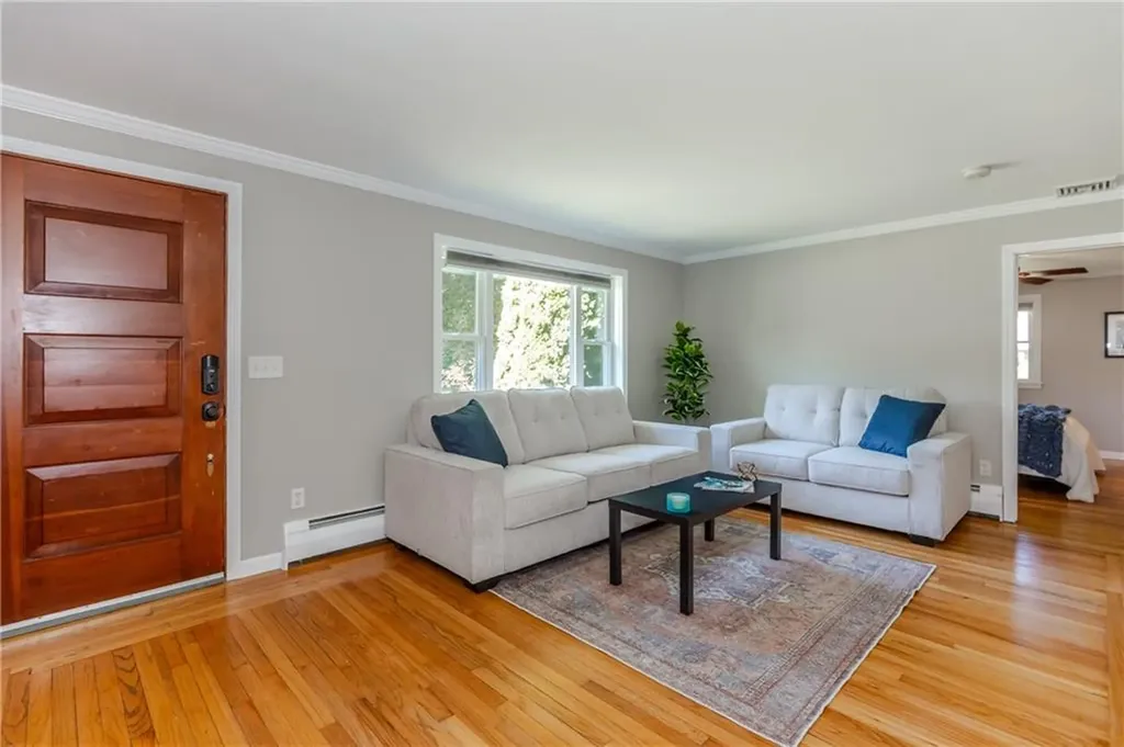 18 Hattie Avenue Smithfield RI 02828