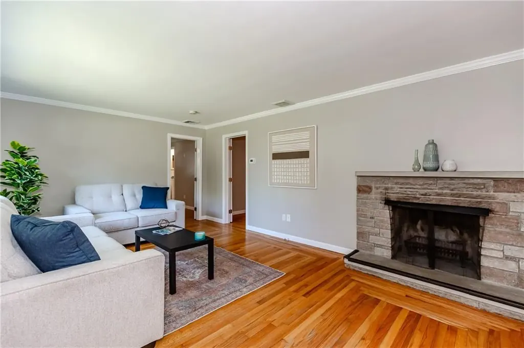 18 Hattie Avenue Smithfield RI 02828