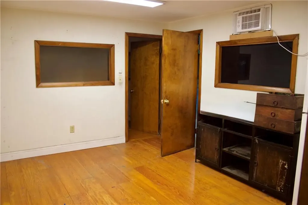 667 Wickenden Street Providence RI 02903
