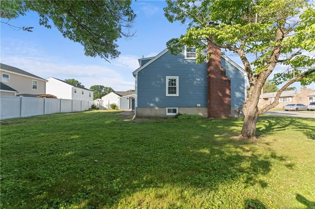 9 Castro Street East Providence RI 02916