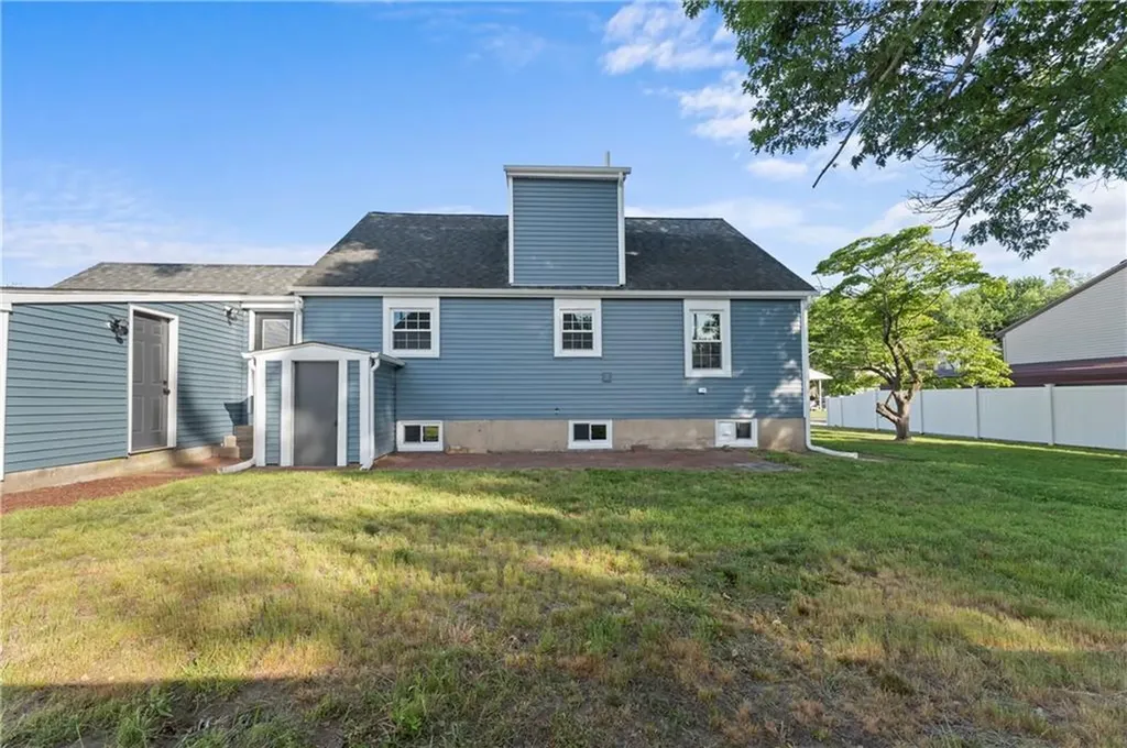 9 Castro Street East Providence RI 02916