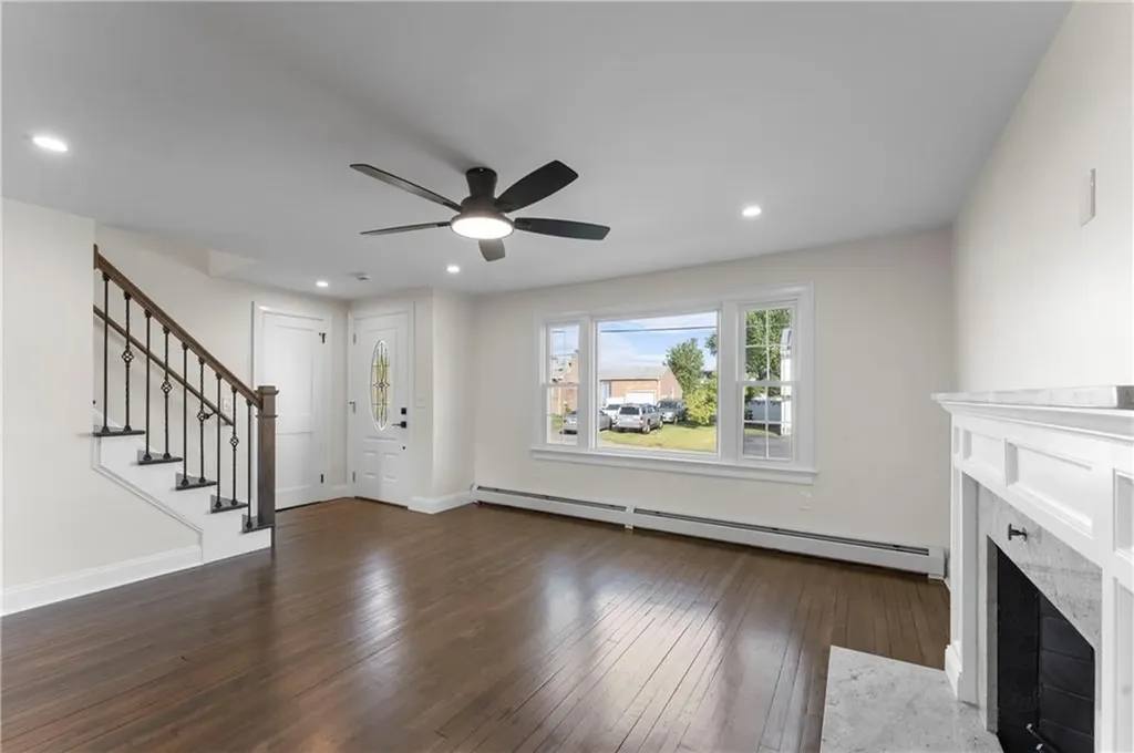9 Castro Street East Providence RI 02916