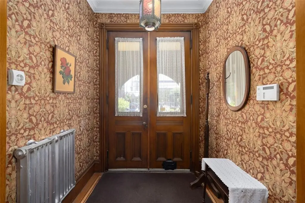 20 Bainbridge Avenue Providence RI 02909