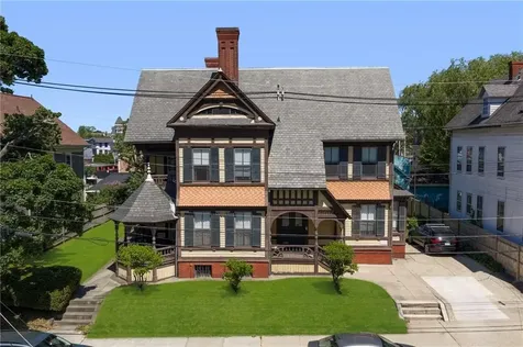 20 Bainbridge Avenue Providence RI 02909