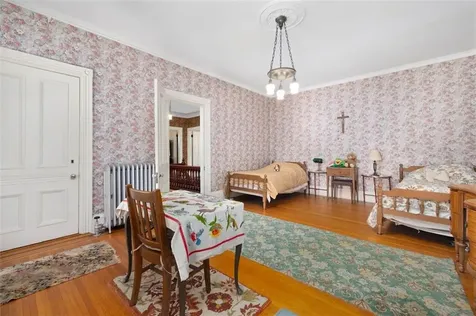 20 Bainbridge Avenue Providence RI 02909
