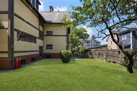 20 Bainbridge Avenue Providence RI 02909