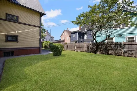 20 Bainbridge Avenue Providence RI 02909