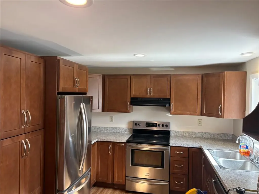 644 Elm Street Woonsocket RI 02895