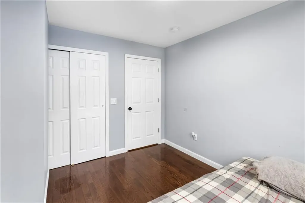 872 Branch Avenue Providence RI 02904