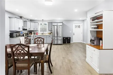 872 Branch Avenue Providence RI 02904