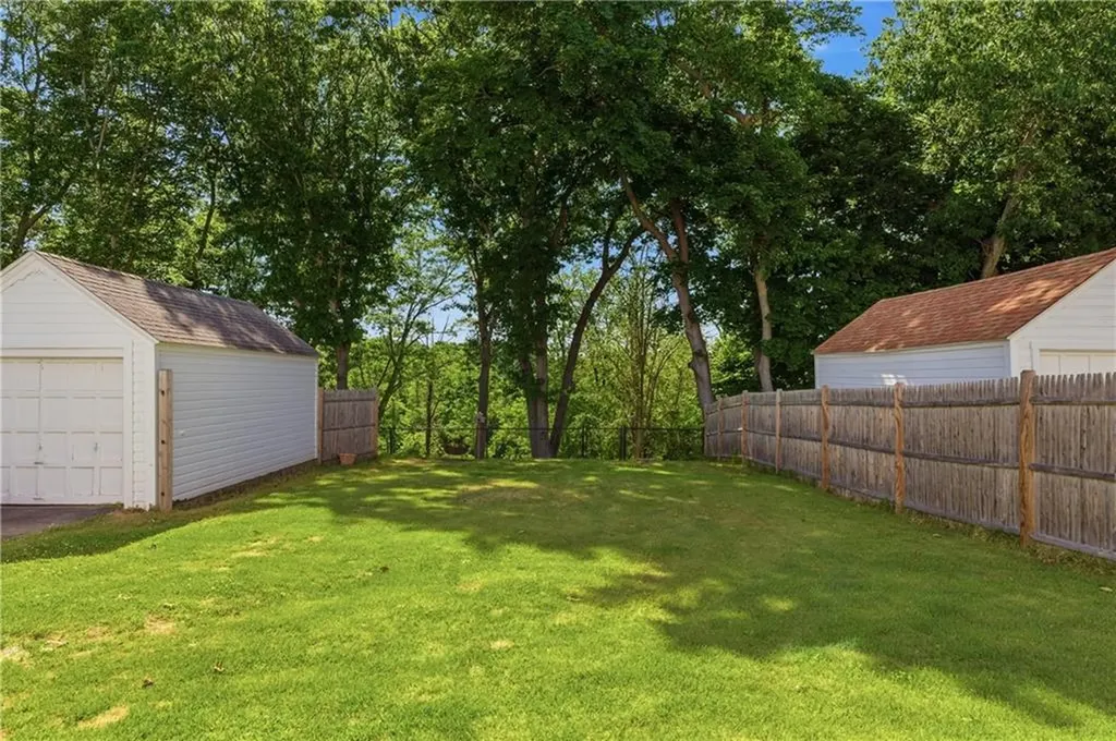 30 Hopkins Terrace Cumberland RI 02864