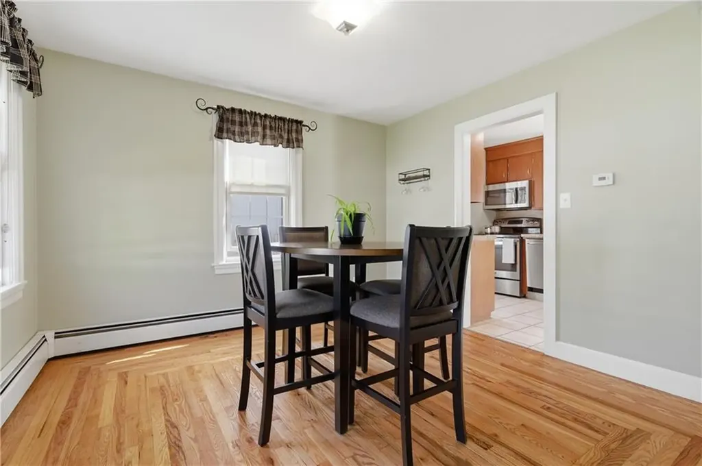 30 Hopkins Terrace Cumberland RI 02864