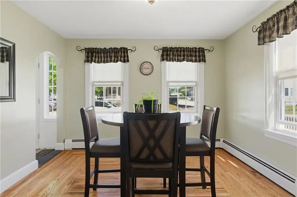 30 Hopkins Terrace Cumberland RI 02864