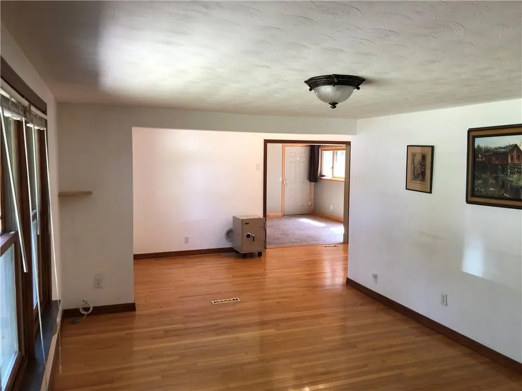 20 Richard Street Smithfield RI 02917