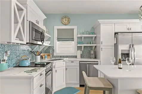 61 Green Street Portsmouth RI 02871