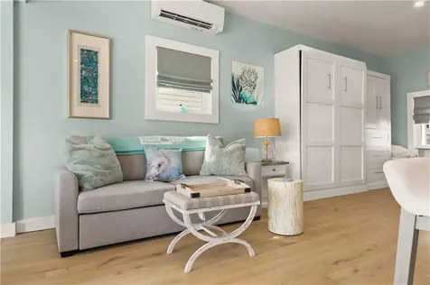61 Green Street Portsmouth RI 02871