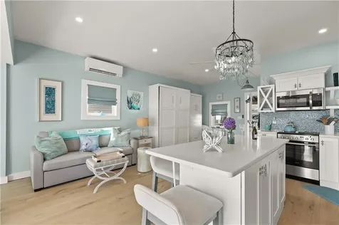 61 Green Street Portsmouth RI 02871