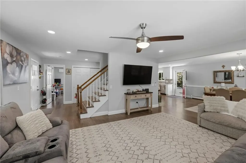 252 Wolf Rock Road Exeter RI 02822
