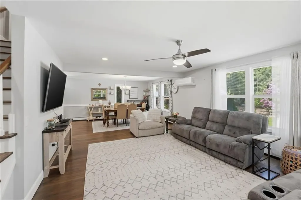 252 Wolf Rock Road Exeter RI 02822