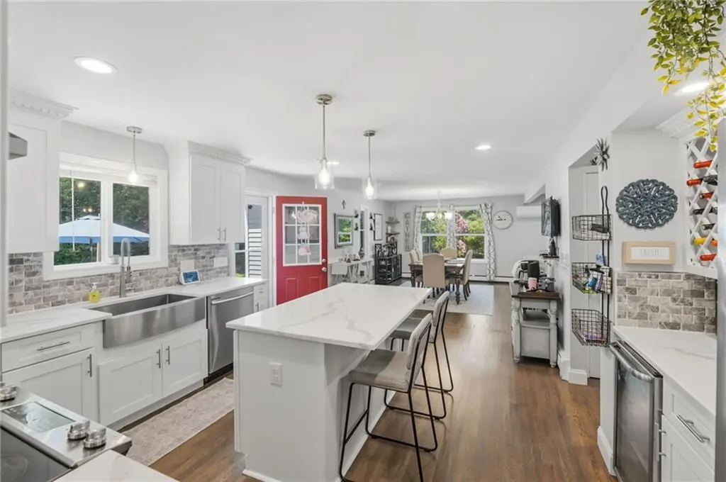 252 Wolf Rock Road Exeter RI 02822