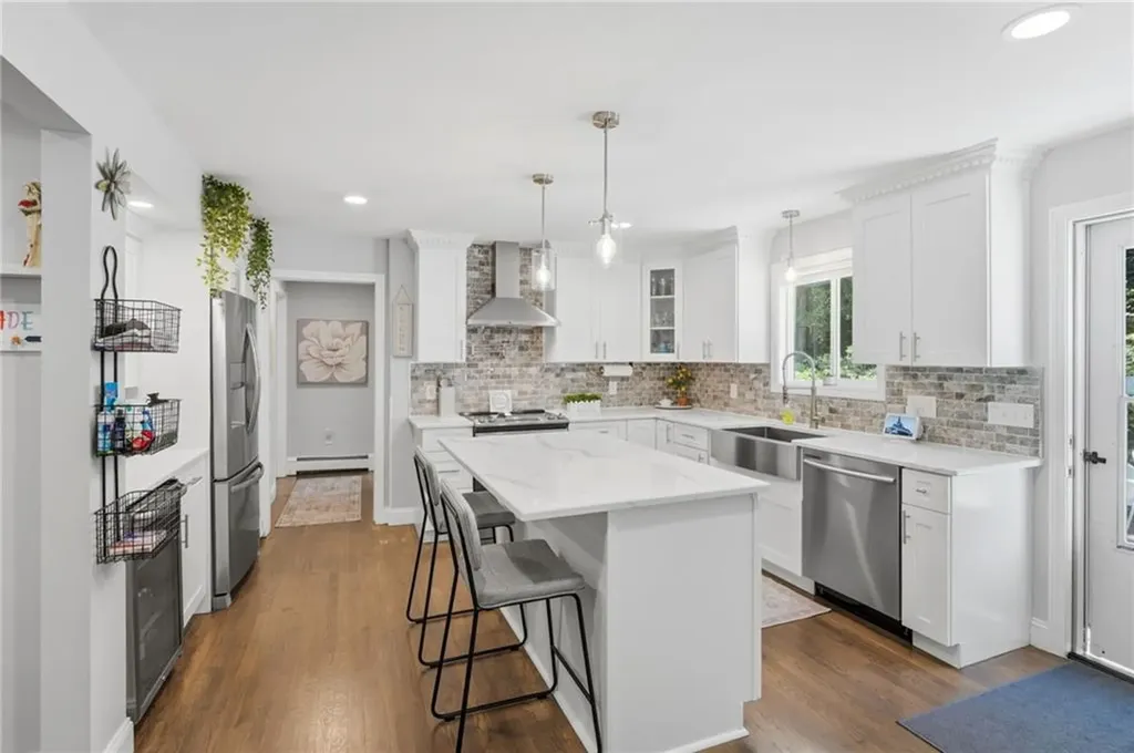 252 Wolf Rock Road Exeter RI 02822