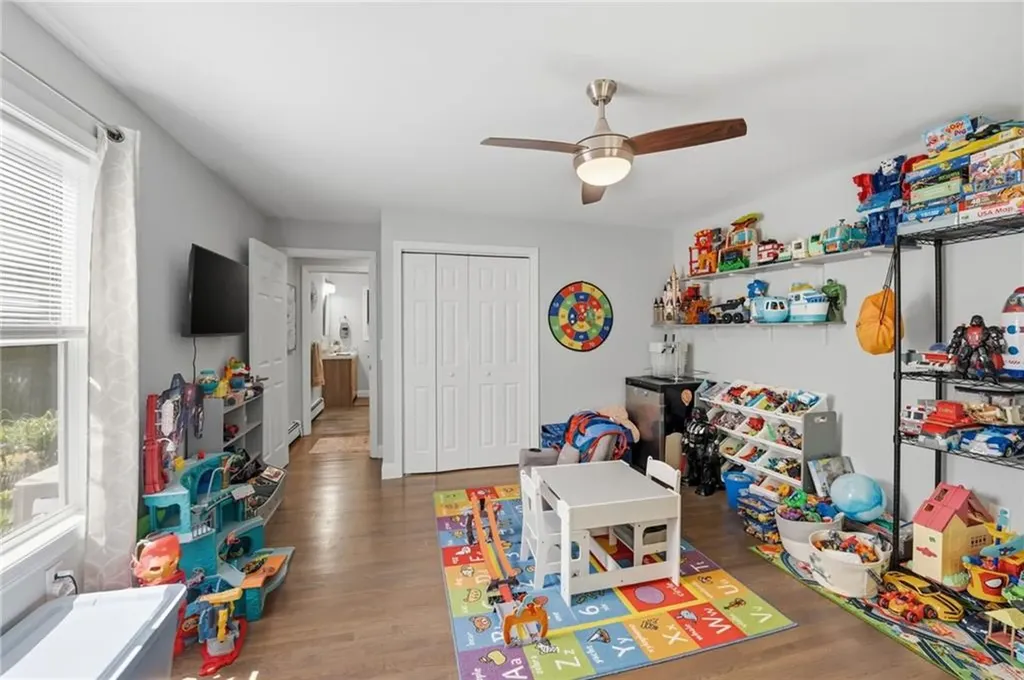 252 Wolf Rock Road Exeter RI 02822