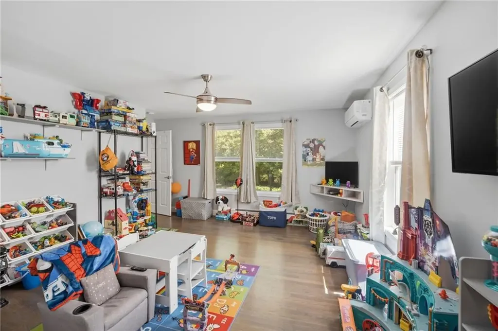 252 Wolf Rock Road Exeter RI 02822