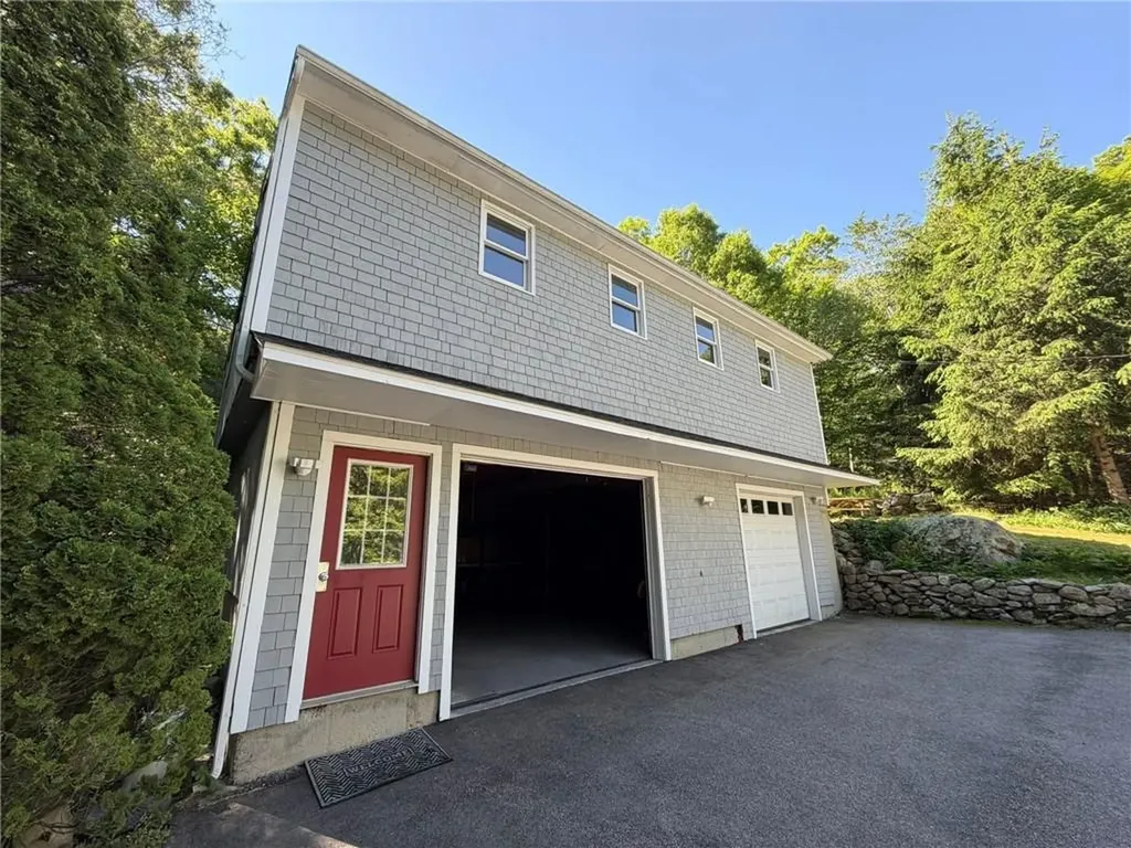 252 Wolf Rock Road Exeter RI 02822
