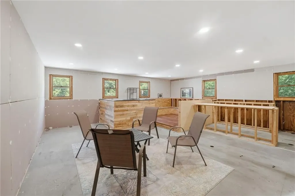 252 Wolf Rock Road Exeter RI 02822